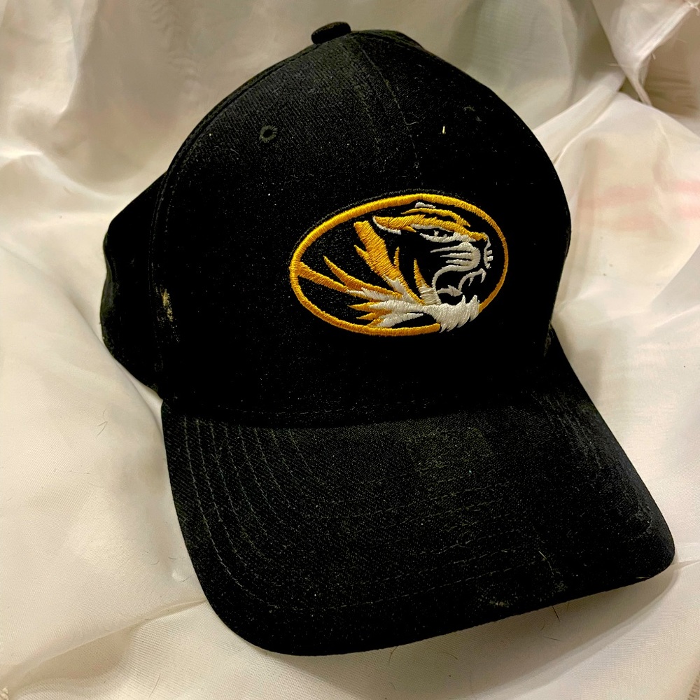 Never worn University of Missouri baseball hat.